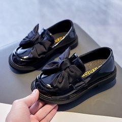 Чорні закриті лакові туфлі для дівчинки, 2347, 26, Эко-лак, Дівчинка, 16, Стопа має бути менша за устілку на -1 см!