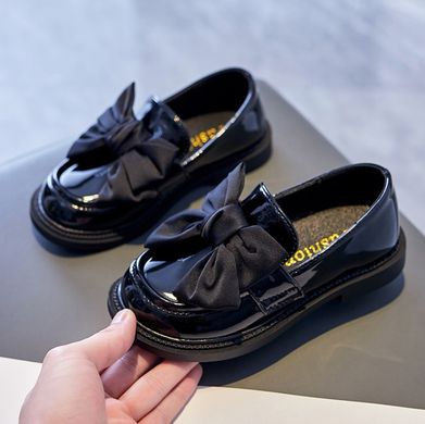 Чорні закриті лакові туфлі для дівчинки, 2347, 26, Эко-лак, Дівчинка, 16, Стопа має бути менша за устілку на -1 см!