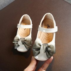 Білі лакові туфлі для дівчинки_2105, 21, Эко-кожа, Эко-кожа, Дівчинка, 13, Стопа має бути менша за устілку на 0,5-1 см!